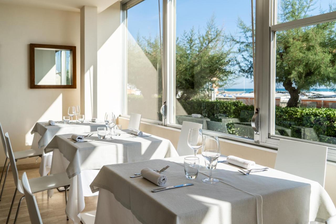 Hotel Villa Saba Bellaria-Igea Marina Exterior photo